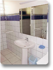 Exemple de cabinet de toilettes des g�tes Batterie